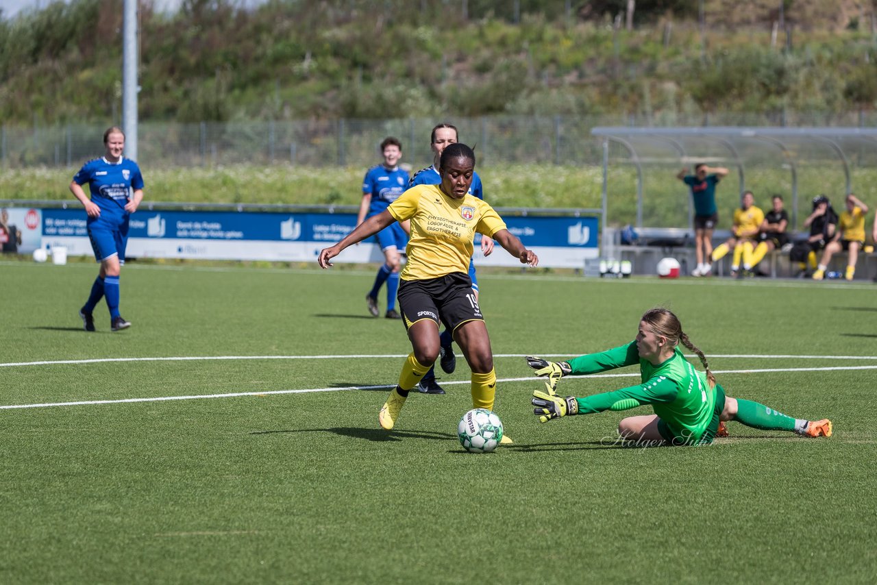 Bild 130 - Saisonstart Oberliga